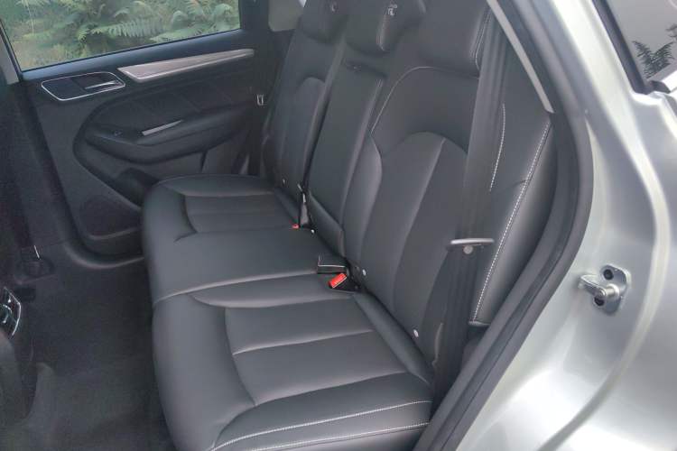 Used Roewe RX5 New Energy 2019 eRX5 50T Internet-Enhanced Flagship Edition Interior 1