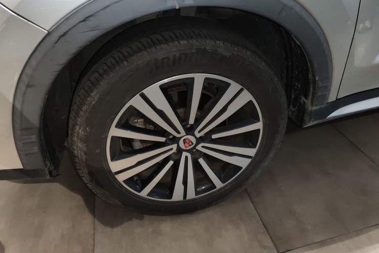 Used Roewe RX5 New Energy 2019 eRX5 50T Internet Superior Smart Edition Left Front Wheel Hub