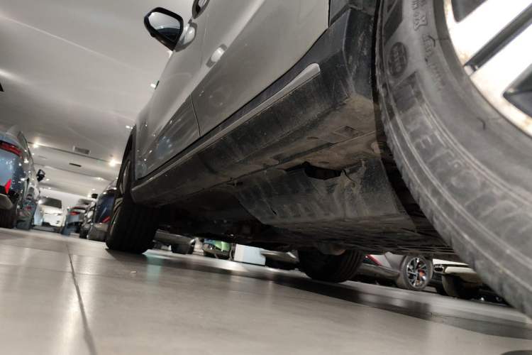 Used Roewe RX5 New Energy 2019 eRX5 50T Internet Superior Smart Edition Left Side Sill