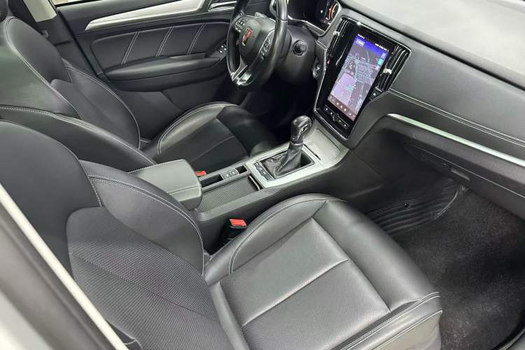 Used Roewe RX5 New Energy 2019 eRX5 50T Internet-Enhanced Flagship Edition Right Front Seat