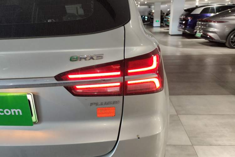Used Roewe RX5 New Energy 2019 eRX5 50T Internet Superior Smart Edition Right Rear Taillight