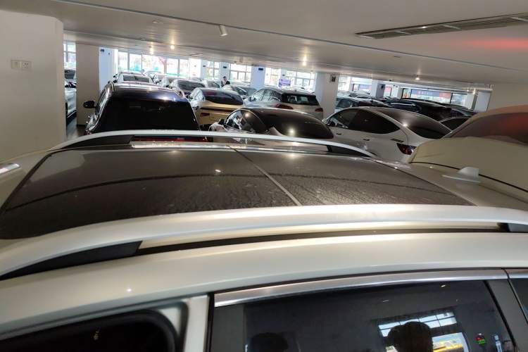 Used Roewe RX5 New Energy 2019 eRX5 50T Internet Superior Smart Edition Roof