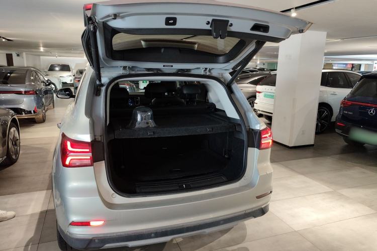 Used Roewe RX5 New Energy 2019 eRX5 50T Internet Superior Smart Edition Trunk