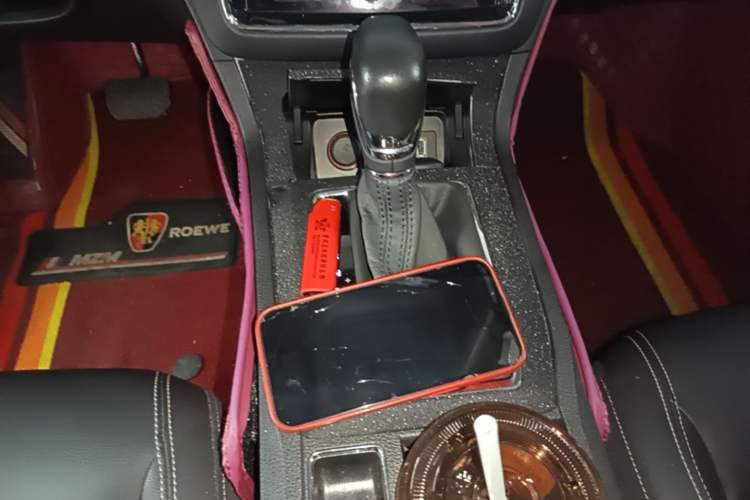 Used Roewe RX5 New Energy 2019 eRX5 50T Internet-Enhanced Flagship Edition Gear Lever