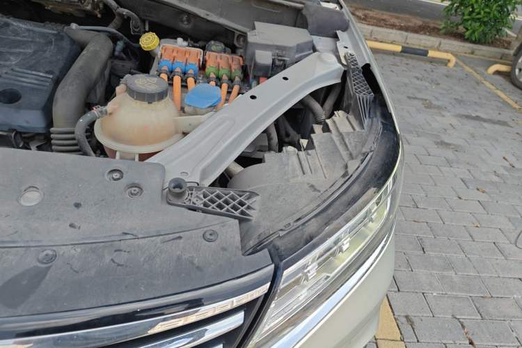 Used Roewe RX5 New Energy 2019 eRX5 50T Internet-Enhanced Flagship Edition Engine Bay Left