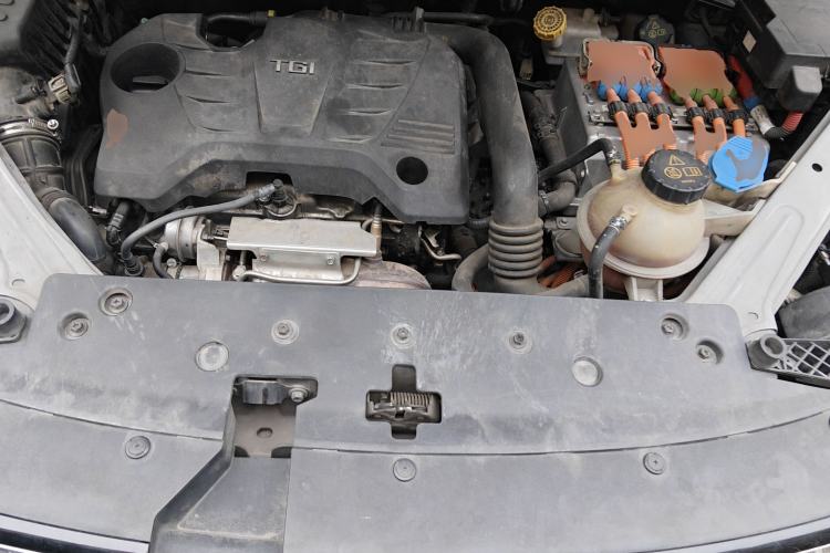 Used Roewe RX5 New Energy 2019 eRX5 50T Internet-Enhanced Flagship Edition Engine Bay