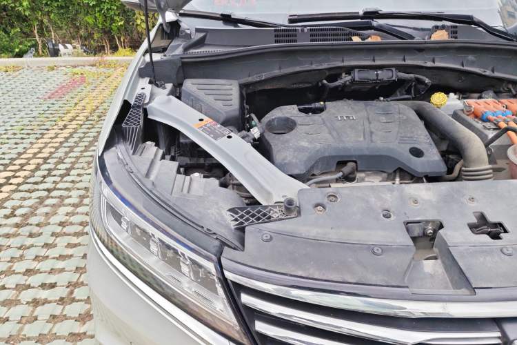 Used Roewe RX5 New Energy 2019 eRX5 50T Internet-Enhanced Flagship Edition Engine Bay Right