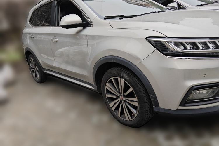 Used Roewe RX5 New Energy 2019 eRX5 50T Internet-Enhanced Flagship Edition Front Right 45 Deg