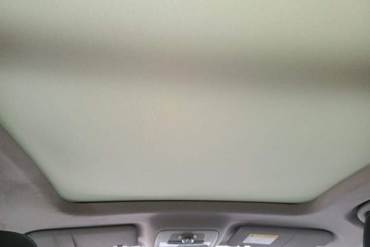 Used Roewe RX5 New Energy 2019 eRX5 50T 4G Connected Excellence Edition Headliner