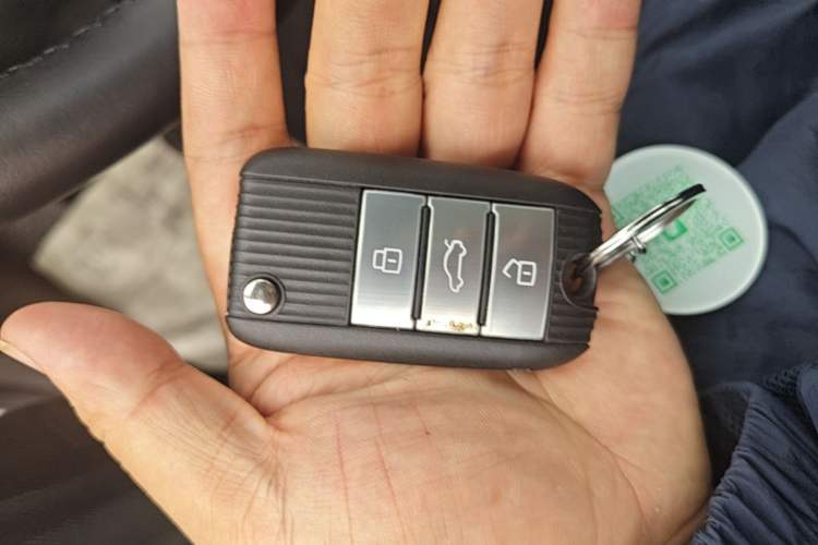 Used Roewe RX5 New Energy 2019 eRX5 50T 4G Connected Excellence Edition Interior 1