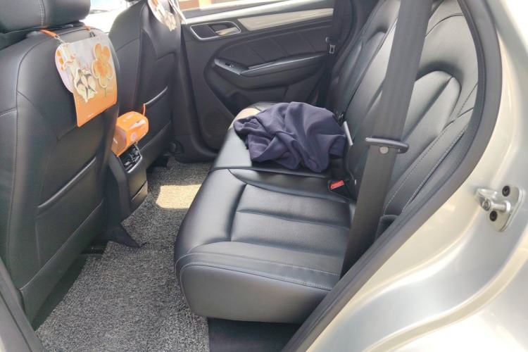 Used Roewe RX5 New Energy 2019 eRX5 50T 4G Connected Excellence Edition Left Rear Seat
