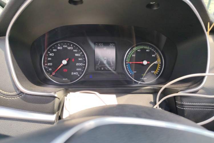 Used Roewe RX5 New Energy 2019 eRX5 50T 4G Connected Excellence Edition Odometer Close Up