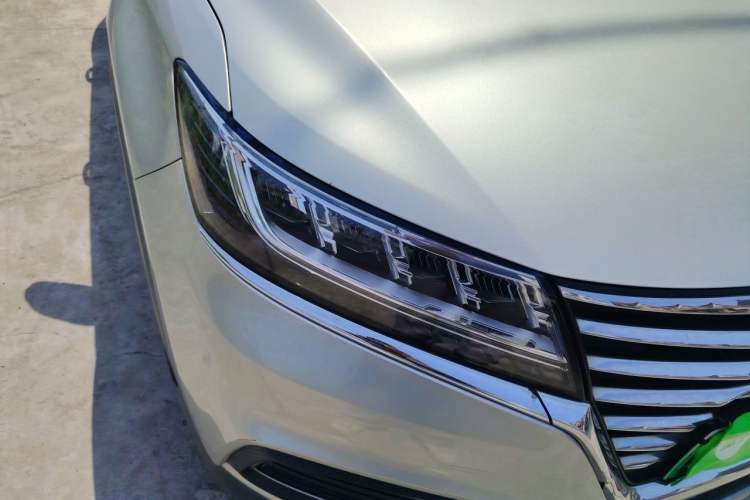 Used Roewe RX5 New Energy 2019 eRX5 50T 4G Connected Excellence Edition Right Front Headlight