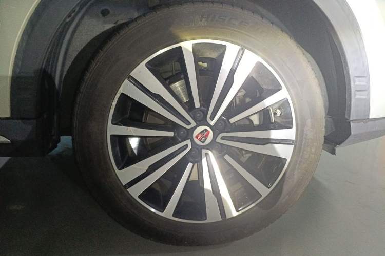 Used Roewe RX5 New Energy 2019 eRX5 50T Internet-Enhanced Flagship Edition Right Front Wheel Hub