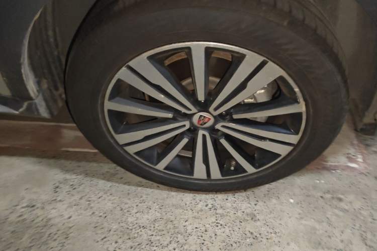 Used Roewe RX5 New Energy 2019 eRX5 50T Internet-Enhanced Flagship Edition Right Front Wheel Hub