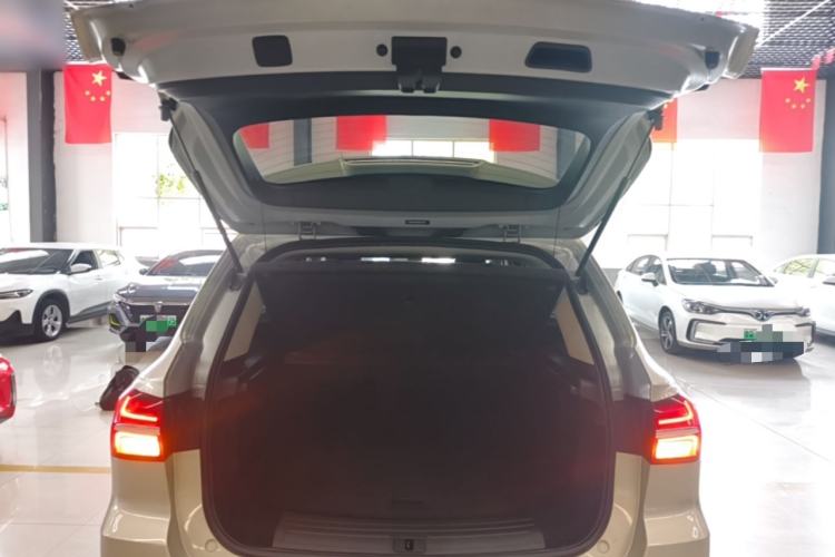 Used Roewe RX5 New Energy 2019 eRX5 50T 4G Connected Excellence Edition Trunk