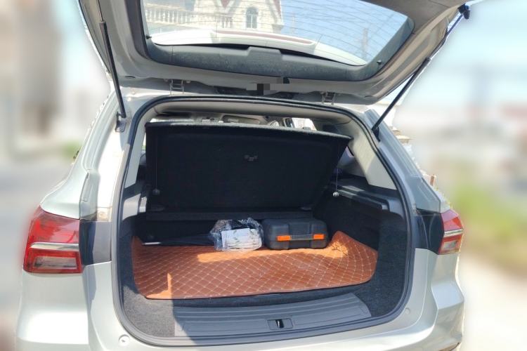 Used Roewe RX5 New Energy 2019 eRX5 50T 4G Connected Excellence Edition Trunk