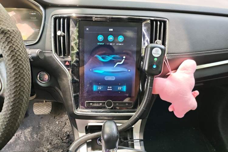 Used Roewe RX5 New Energy 2019 eRX5 50T Internet-Enhanced Flagship Edition Audio And AC Panel