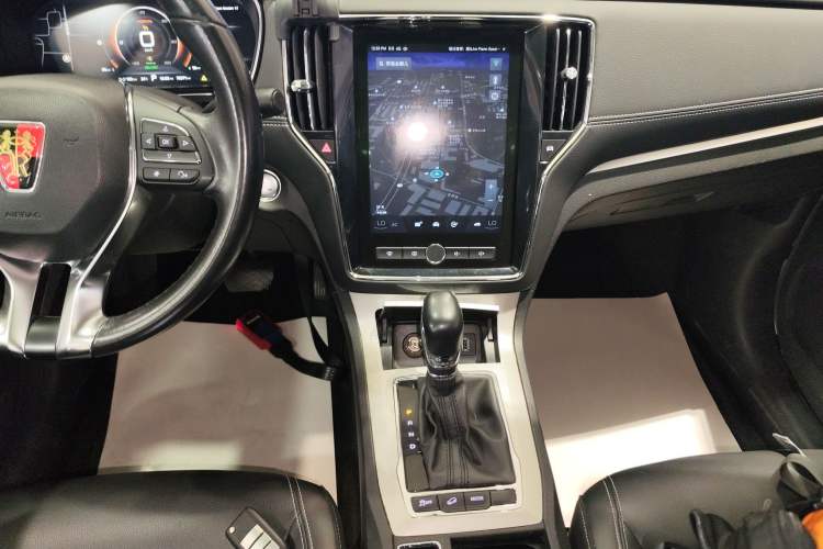 Used Roewe RX5 New Energy 2019 eRX5 50T Internet-Enhanced Flagship Edition Audio And AC Panel