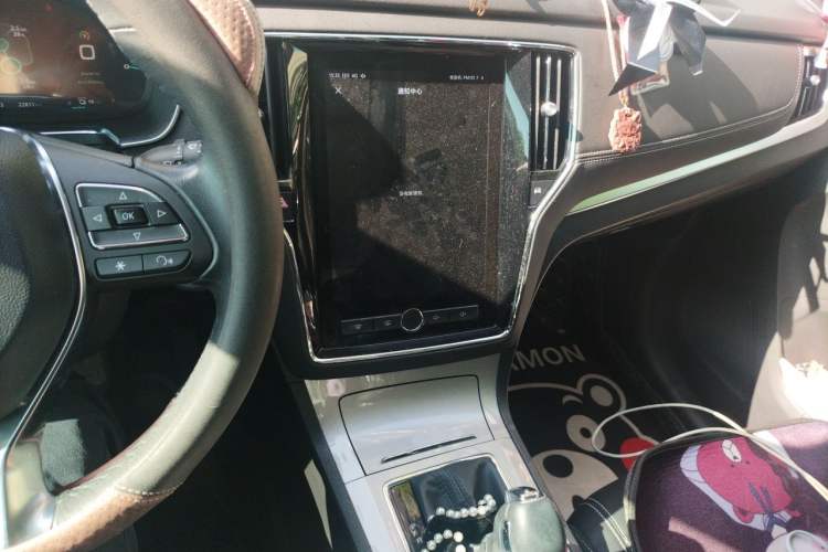 Used Roewe RX5 New Energy 2019 eRX5 50T Internet-Enhanced Flagship Edition Audio And AC Panel