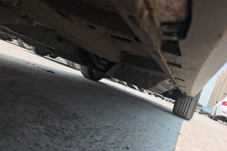 Used Roewe RX5 New Energy 2019 eRX5 50T 4G Connected Excellence Edition Chassis Front Left