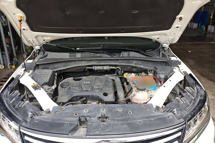 Used Roewe RX5 New Energy 2019 eRX5 50T Internet-Enhanced Flagship Edition Engine Bay