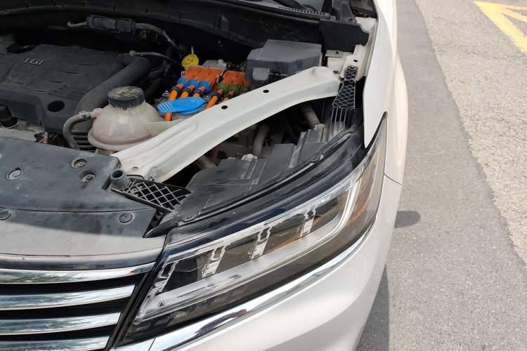 Used Roewe RX5 New Energy 2019 eRX5 50T Internet-Enhanced Flagship Edition Engine Bay Left