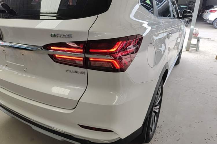 Used Roewe RX5 New Energy 2019 eRX5 50T Internet-Enhanced Flagship Edition Exterior 3