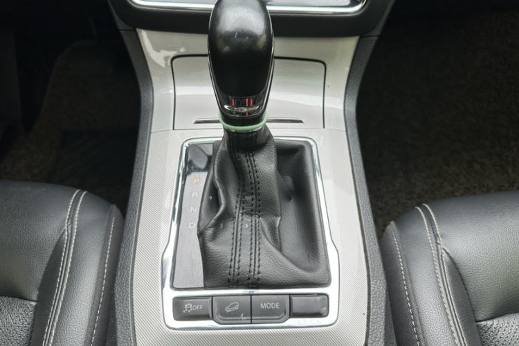 Used Roewe RX5 New Energy 2019 eRX5 50T Internet-Enhanced Flagship Edition Gear Lever