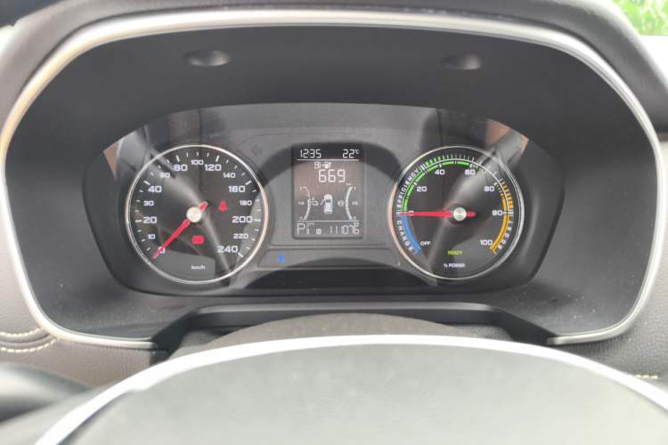 Used Roewe RX5 New Energy 2019 eRX5 50T 4G Connected Excellence Edition Instrument Cluster