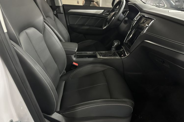 Used Roewe RX5 New Energy 2019 eRX5 50T Internet-Enhanced Flagship Edition Interior 11