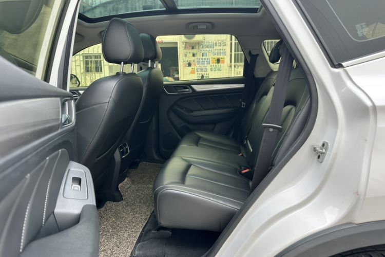 Used Roewe RX5 New Energy 2019 eRX5 50T Internet-Enhanced Flagship Edition Interior 2