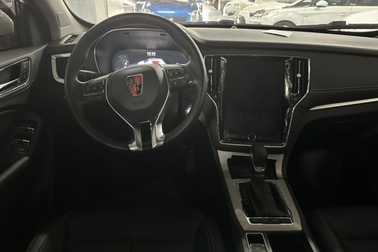 Used Roewe RX5 New Energy 2019 eRX5 50T Internet-Enhanced Flagship Edition Interior 3
