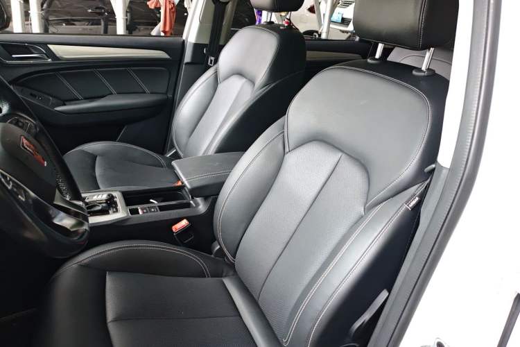 Used Roewe RX5 New Energy 2019 eRX5 50T Internet-Enhanced Flagship Edition Left Front Seat