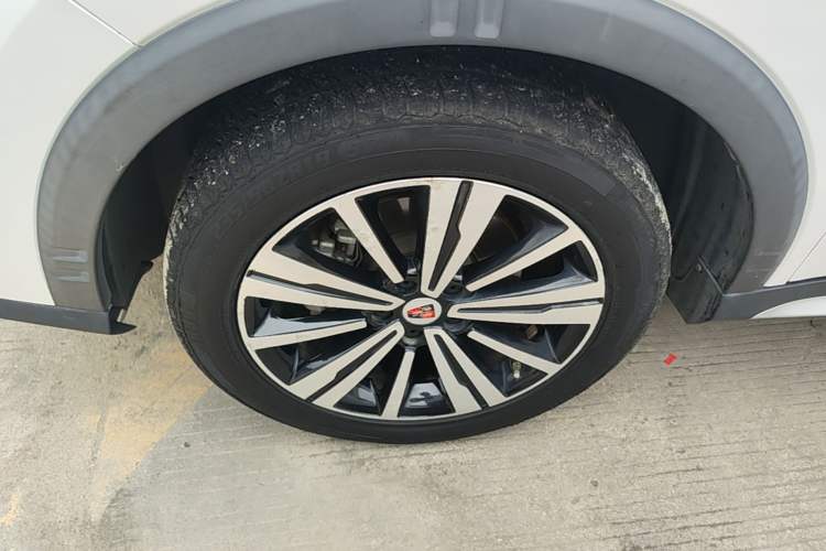 Used Roewe RX5 New Energy 2019 eRX5 50T Internet-Enhanced Flagship Edition Left Front Wheel Hub