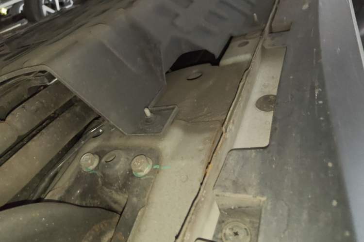 Used Roewe RX5 New Energy 2019 eRX5 50T Internet Superior Smart Edition Left Side Sill