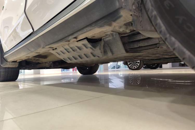 Used Roewe RX5 New Energy 2019 eRX5 50T Internet-Enhanced Flagship Edition Left Side Sill