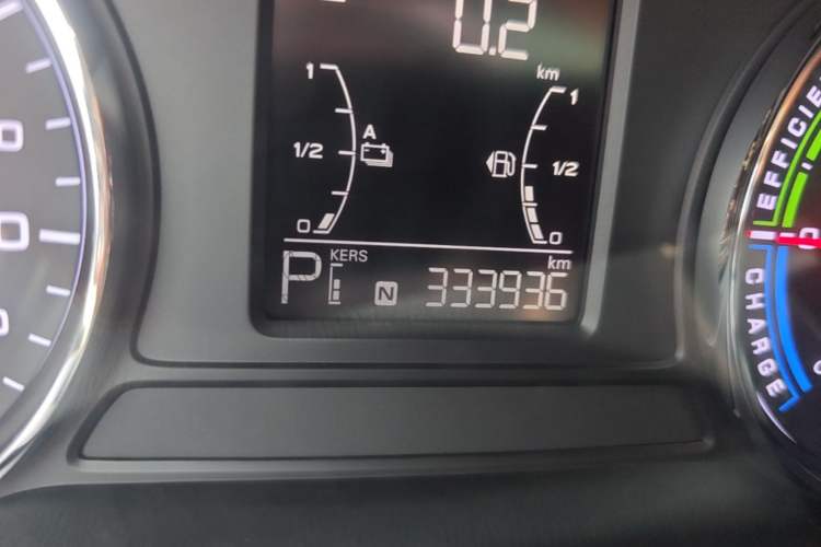 Used Roewe RX5 New Energy 2019 eRX5 50T 4G Connected Excellence Edition Odometer Close Up