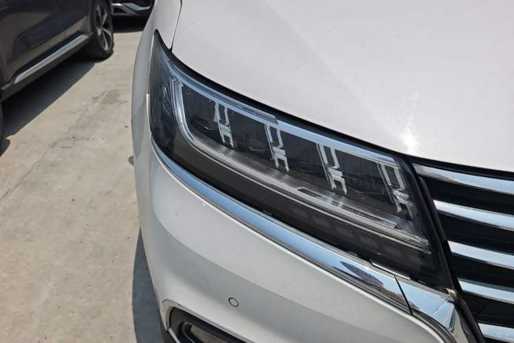 Used Roewe RX5 New Energy 2019 eRX5 50T Internet-Enhanced Flagship Edition Right Front Headlight