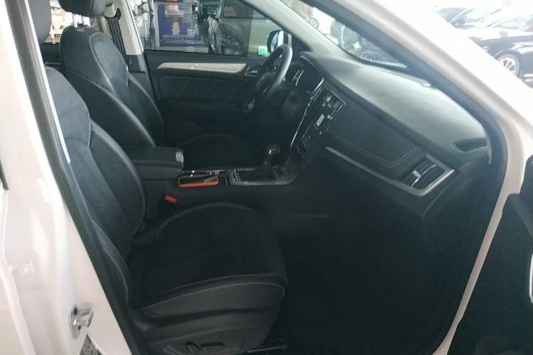 Used Roewe RX5 New Energy 2019 eRX5 50T Internet Superior Smart Edition Right Front Seat