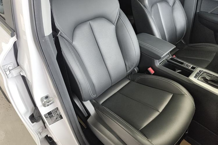 Used Roewe RX5 New Energy 2019 eRX5 50T Internet-Enhanced Flagship Edition Right Front Seat