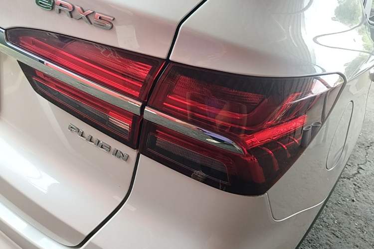 Used Roewe RX5 New Energy 2019 eRX5 50T Internet-Enhanced Flagship Edition Right Rear Taillight