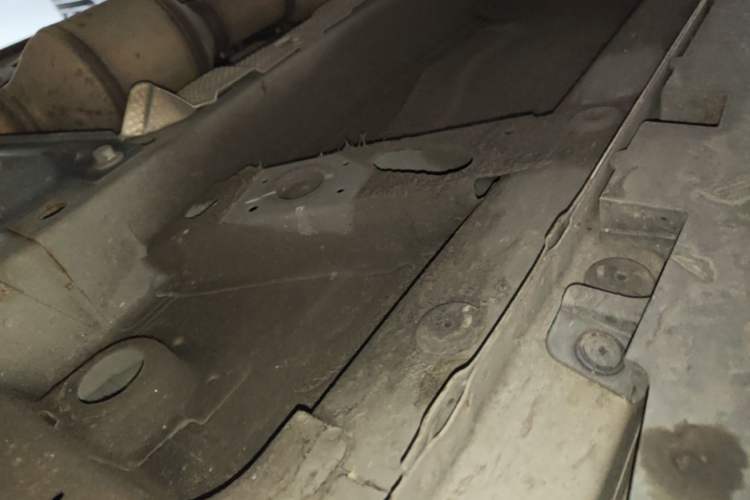 Used Roewe RX5 New Energy 2019 eRX5 50T Internet Superior Smart Edition Right Side Sill