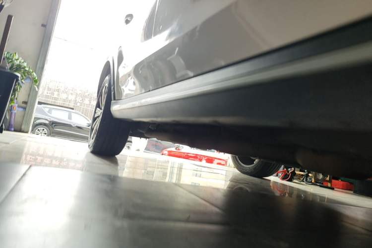 Used Roewe RX5 New Energy 2019 eRX5 50T Internet-Enhanced Flagship Edition Right Side Sill