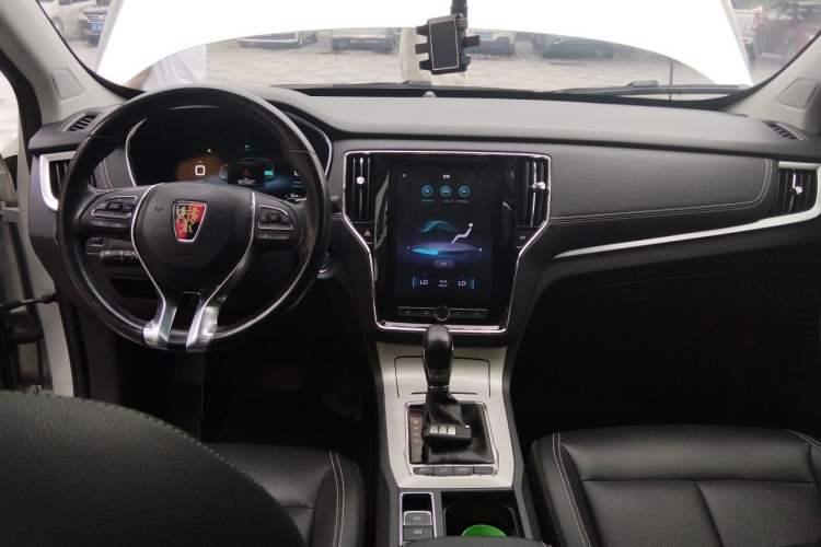 Used Roewe RX5 New Energy 2019 eRX5 50T Internet-Enhanced Flagship Edition Center Console
