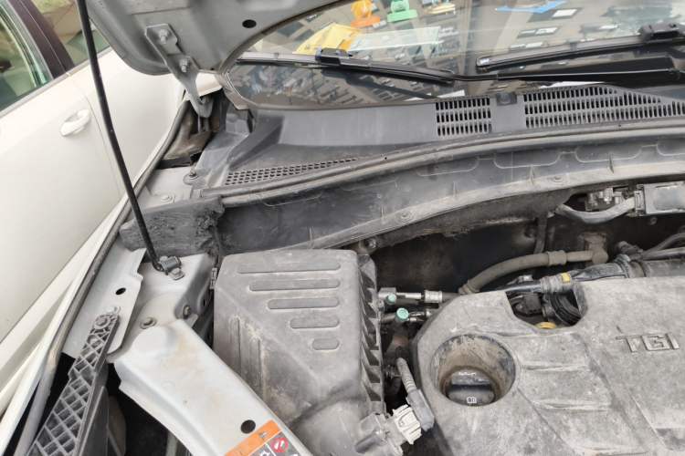 Used Roewe RX5 New Energy 2019 eRX5 50T Internet-Enhanced Flagship Edition Engine Bay Right
