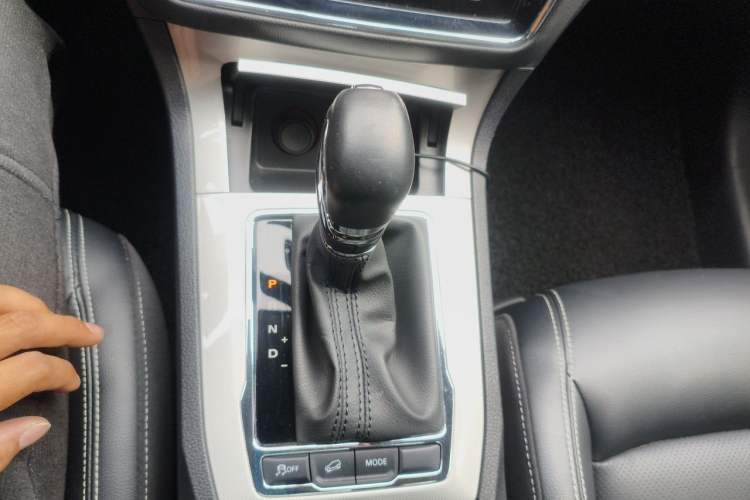 Used Roewe RX5 New Energy 2019 eRX5 50T Internet-Enhanced Flagship Edition Gear Lever
