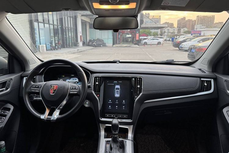 Used Roewe RX5 New Energy 2019 eRX5 50T Internet-Enhanced Flagship Edition Interior 10