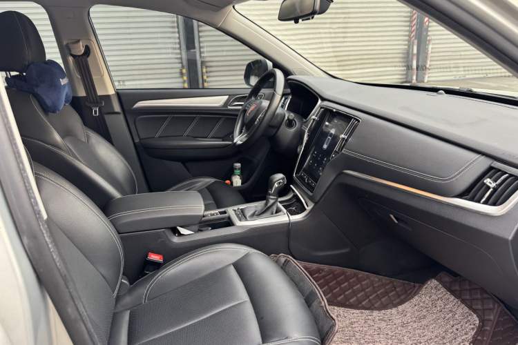 Used Roewe RX5 New Energy 2019 eRX5 50T Internet-Enhanced Flagship Edition Interior 3