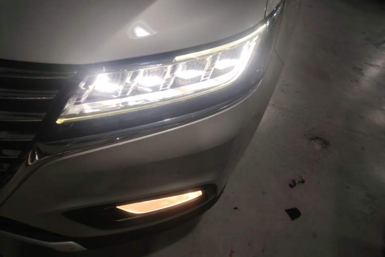 Used Roewe RX5 New Energy 2019 eRX5 50T Internet-Enhanced Flagship Edition Left Front Headlight